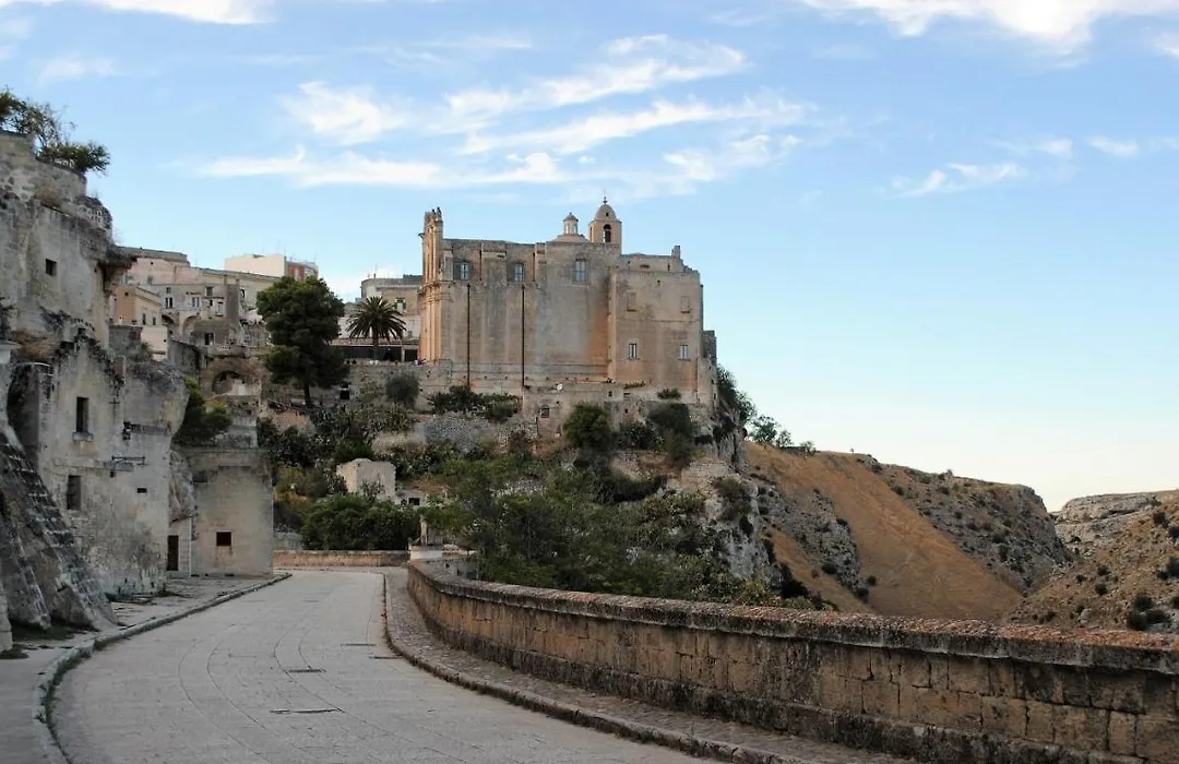 La Casa Nei Sassi-1