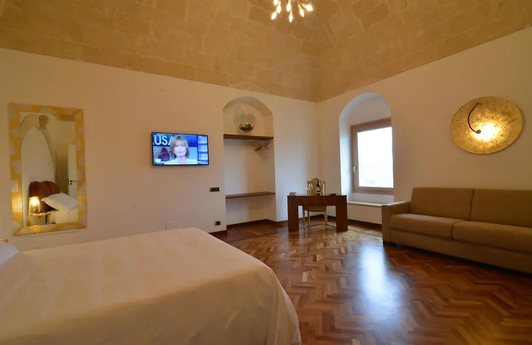 Antica Civita Luxury Room-1