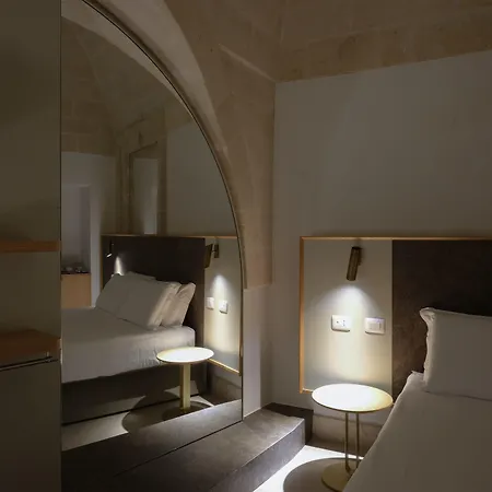 Euvodia Luxury Rooms-2